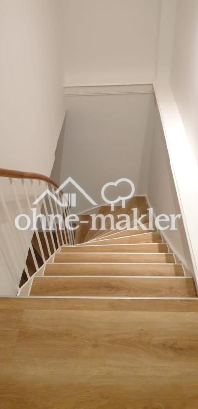 Treppe von oben 1. OG