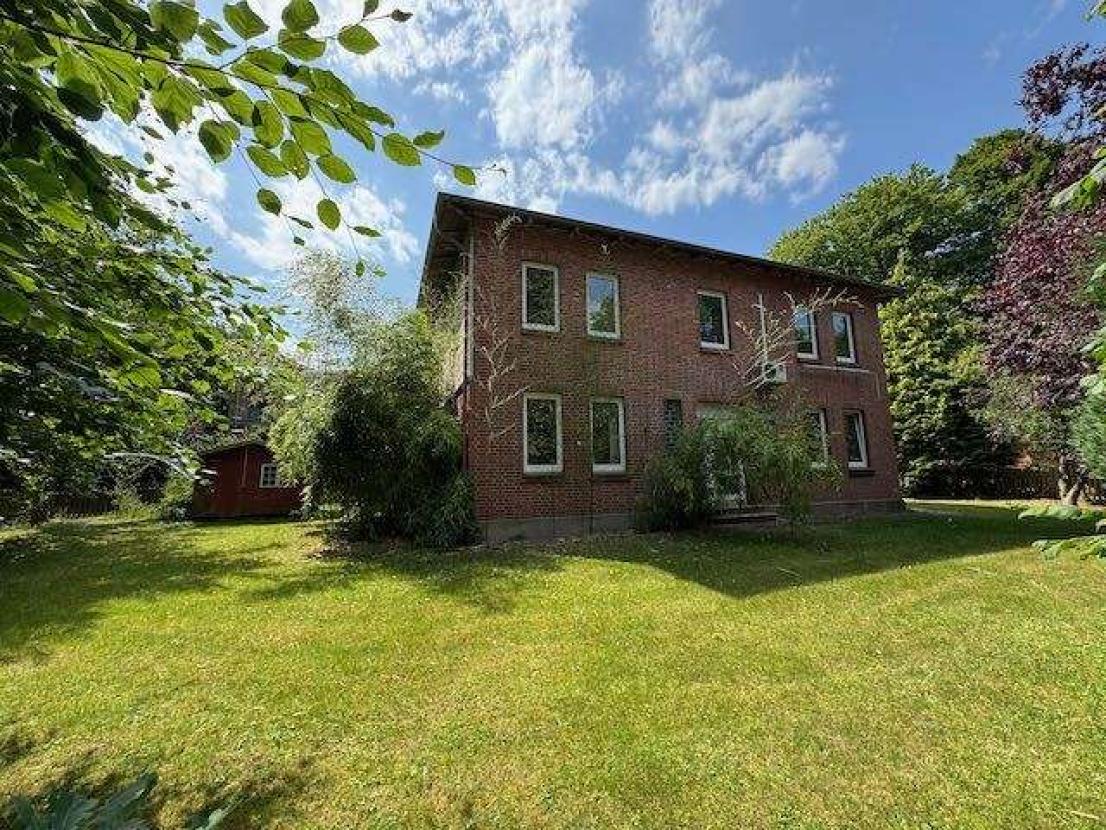 Baugrundstück mit Abrisshaus 