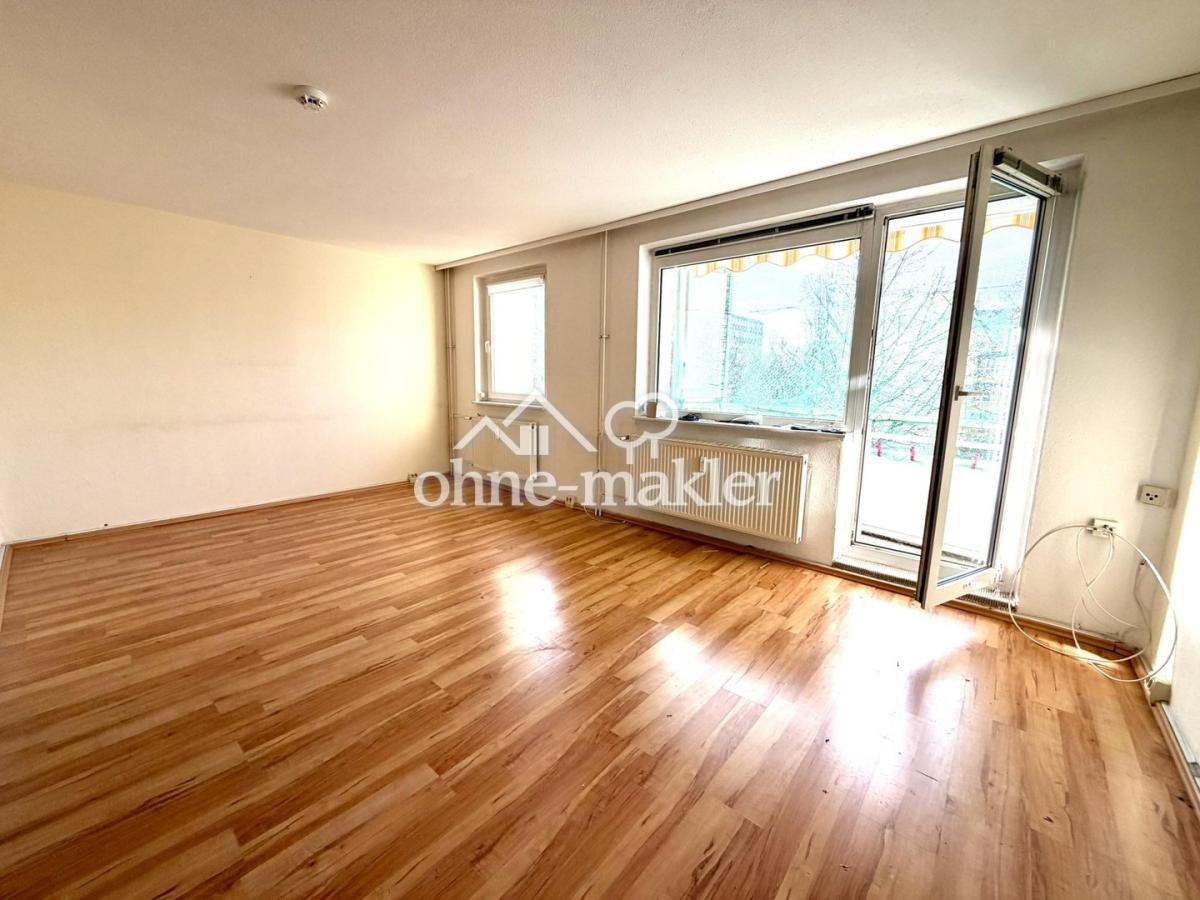 Wohnzimmer (aktueller Zustand)