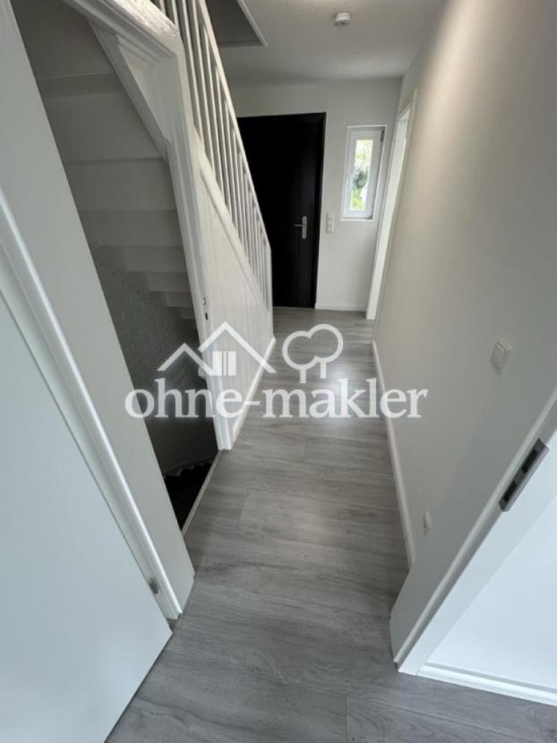 11. Flur Erdgeschoss 2