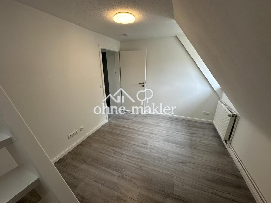 30. Ankleideraum Dachgeschoss