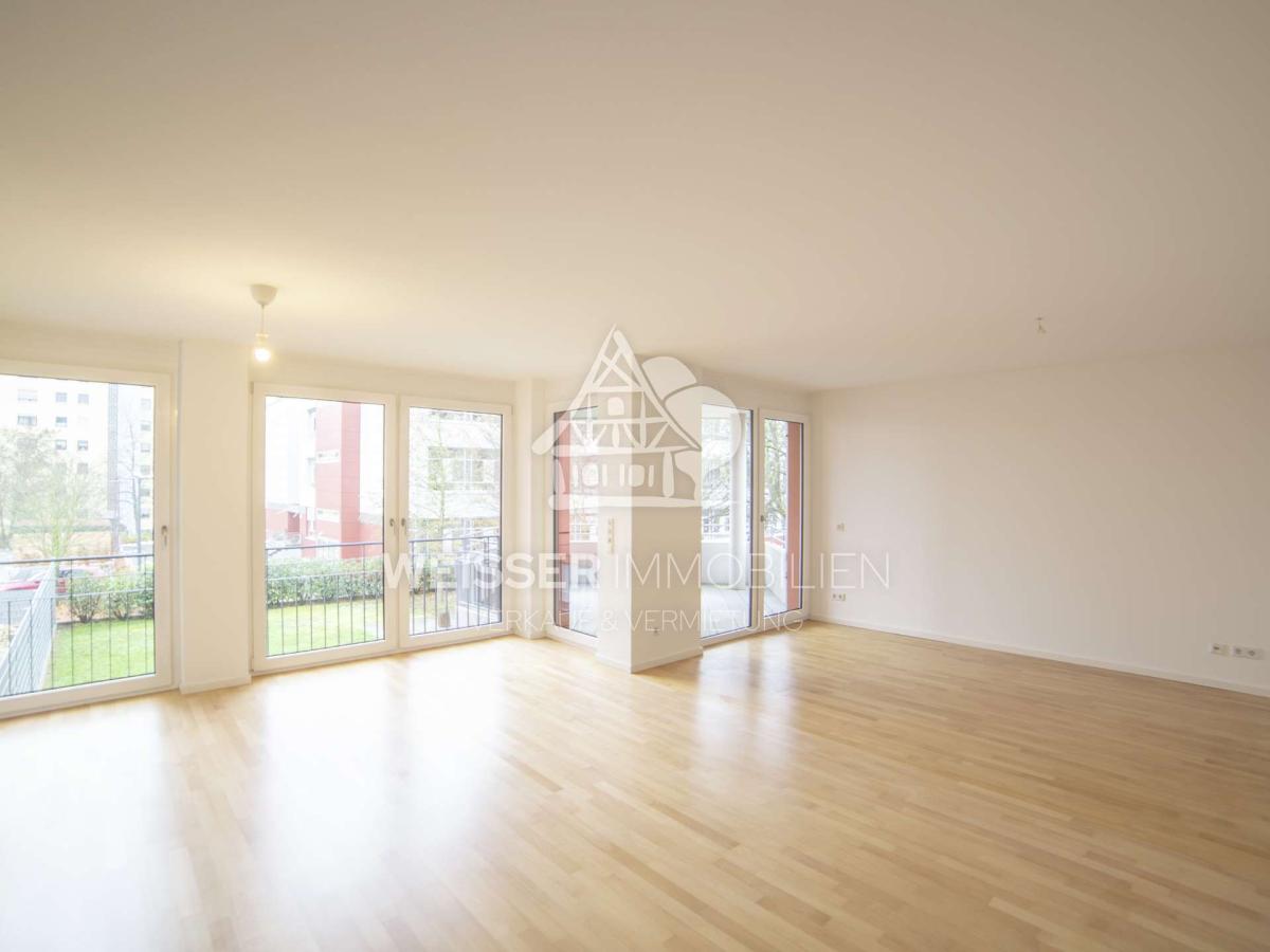 Wohnzimmer Ansicht 1