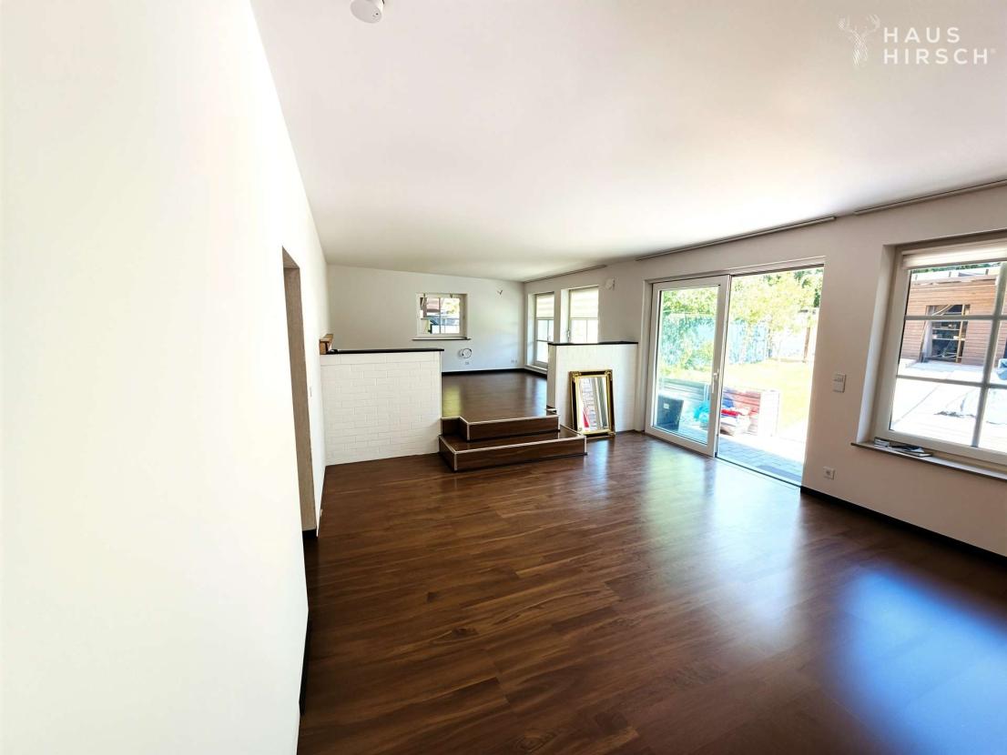 Wohnzimmer 2 zum Garten  