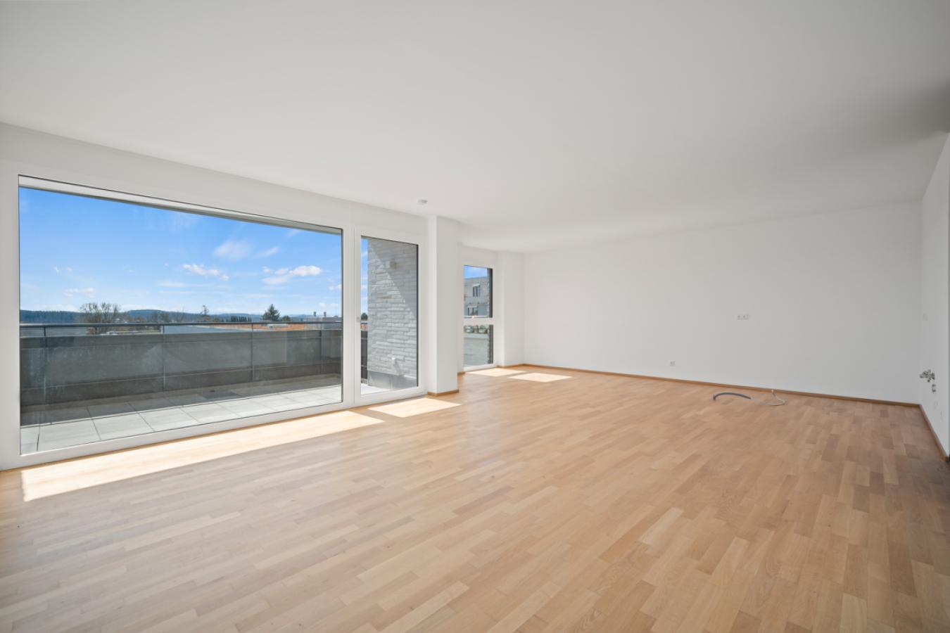 Wohn- und Essbereich mit offener Küche