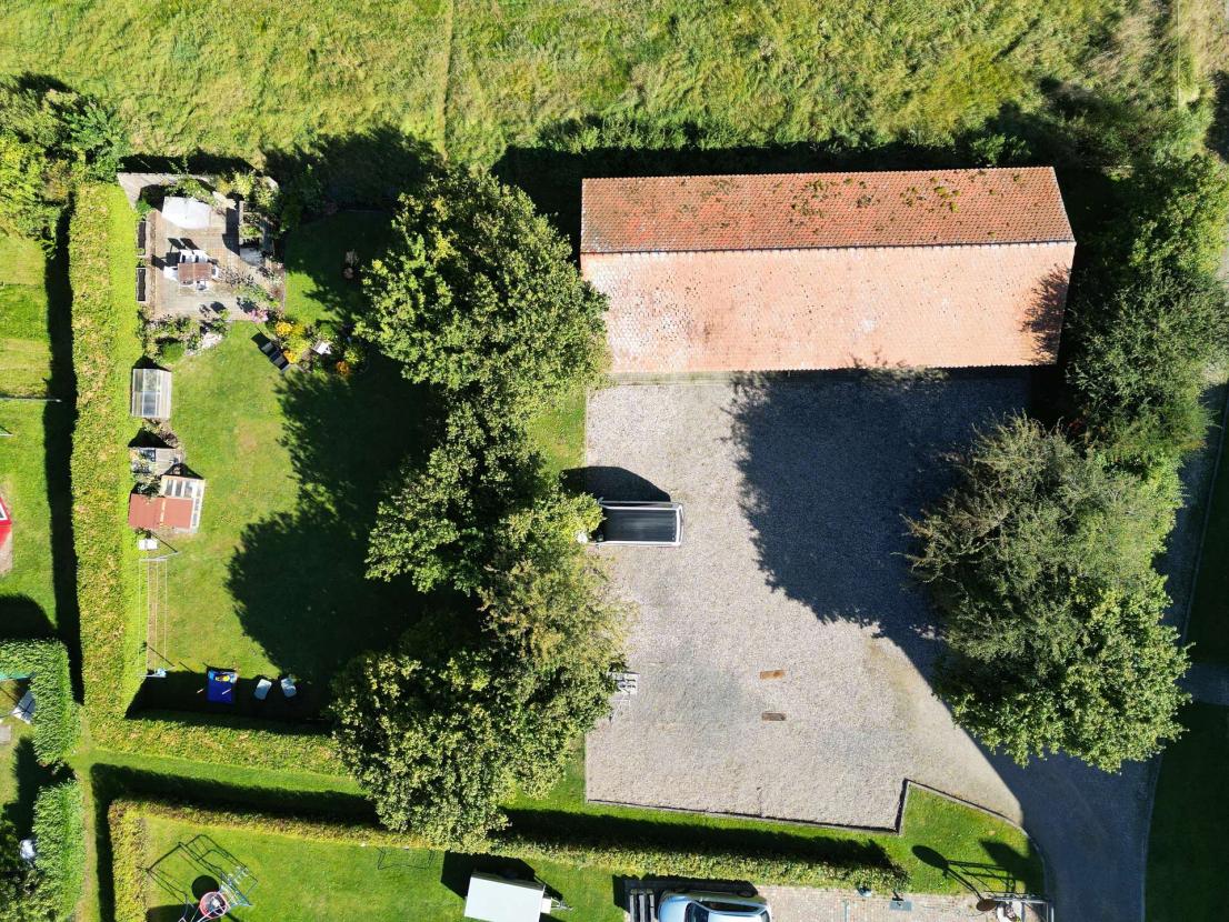 Carports und Gärten