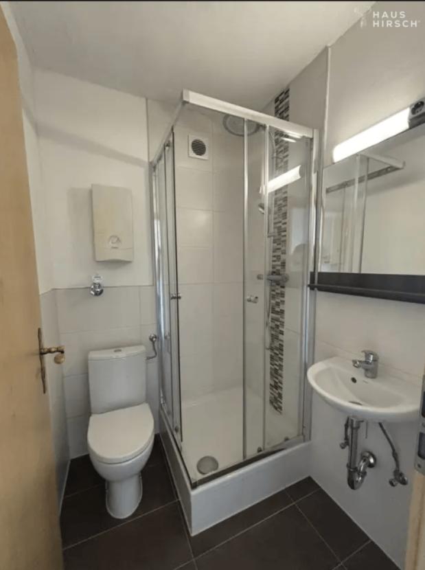 Toilette / Einlieger