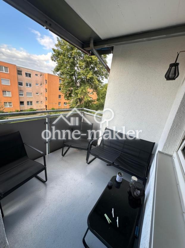 großer Balkon süd-west-Seite