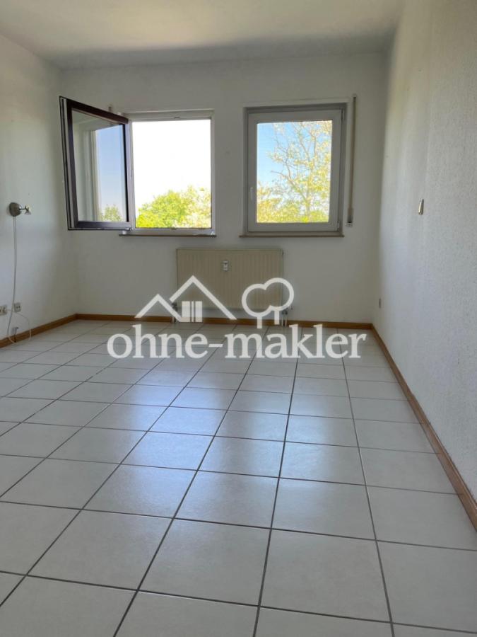 Schlafzimmer Fensterseite 