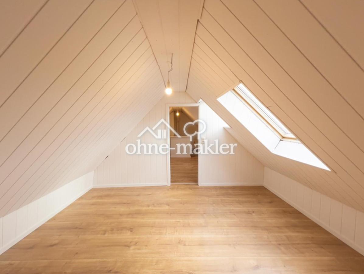 Schlafzimmer im Spitzboden