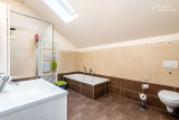 Badezimmer Blick 1