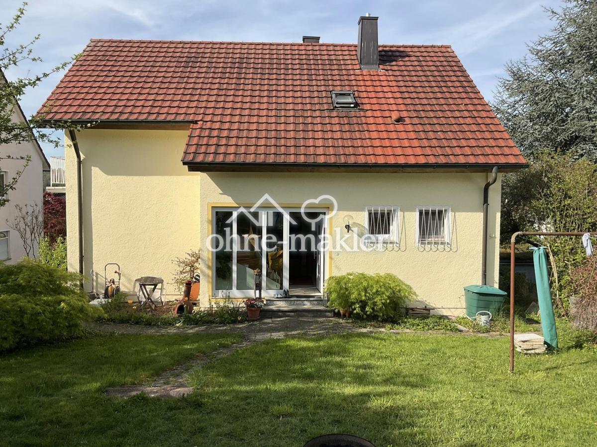 Nordseite, Haupteingang