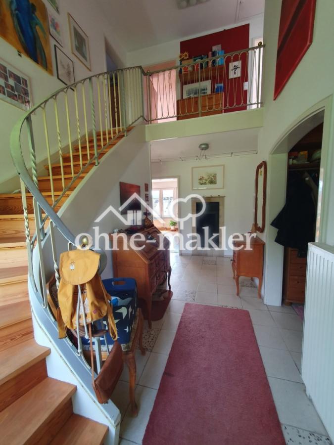 Eingangsbereich mit Treppe