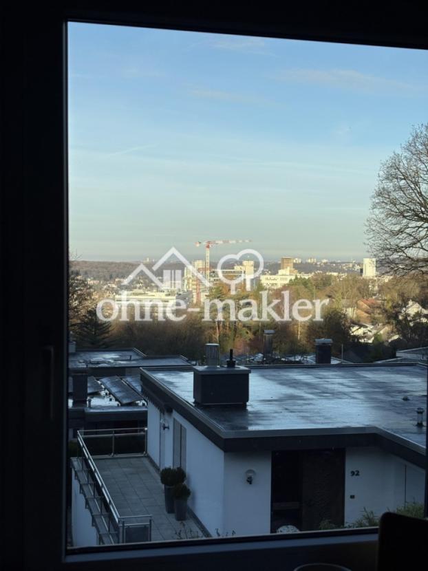 Blick aus der Küche übers Tal