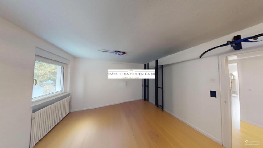 Jungend-Kinderzimmer ohne Möbel