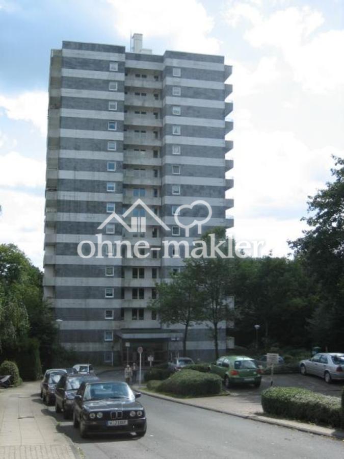 Marmorhaus Eingang von Straße