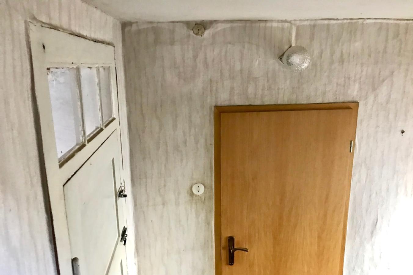 Blick von Treppen in Flur