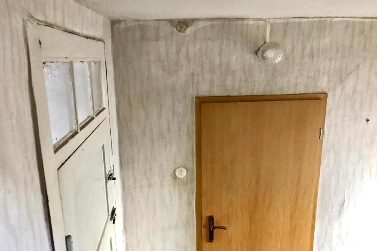 Blick von Treppen in Flur