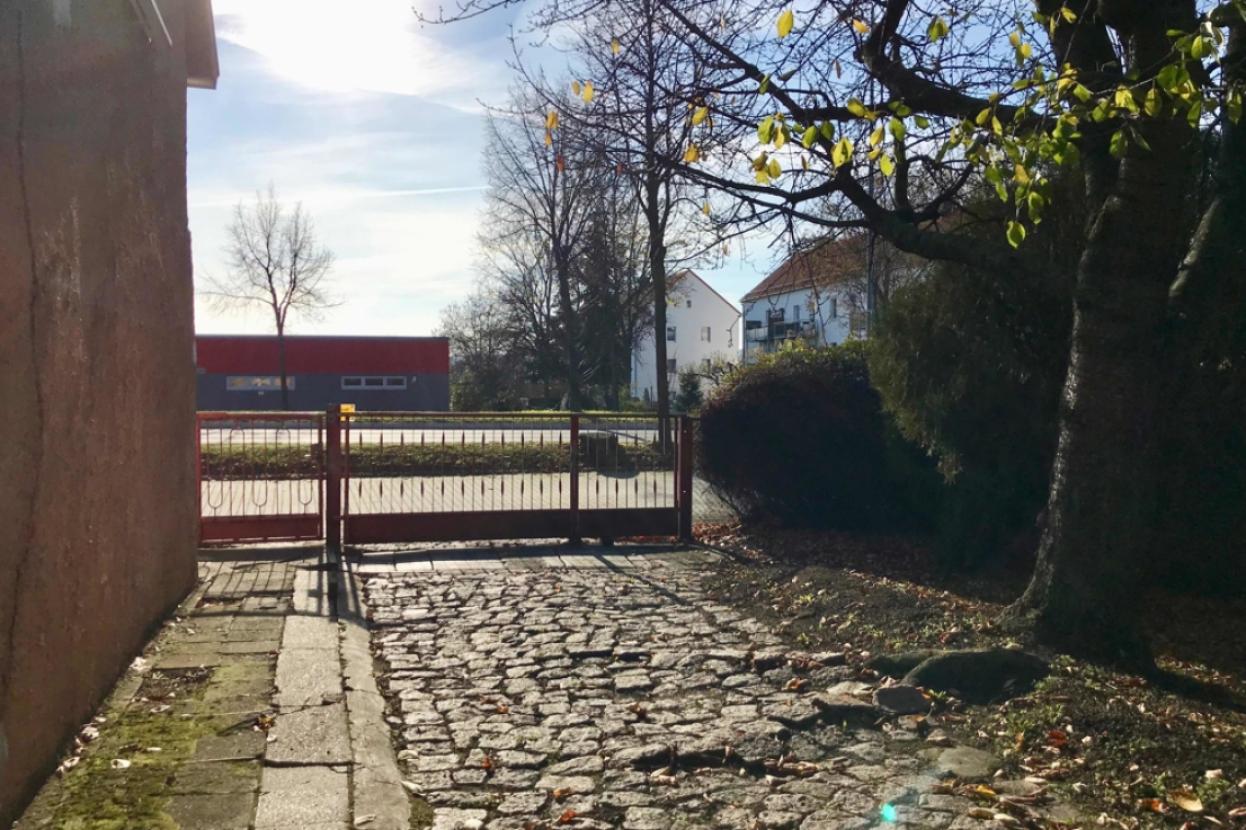Einfahrt Blick Weimarische Straße 