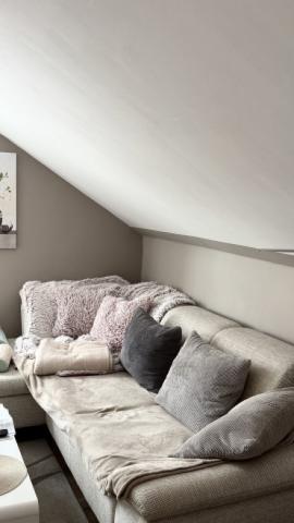 Helles Wohnzimmer im OG