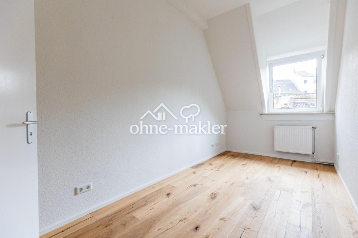 Kinderzimmer/Arbeitszimmer