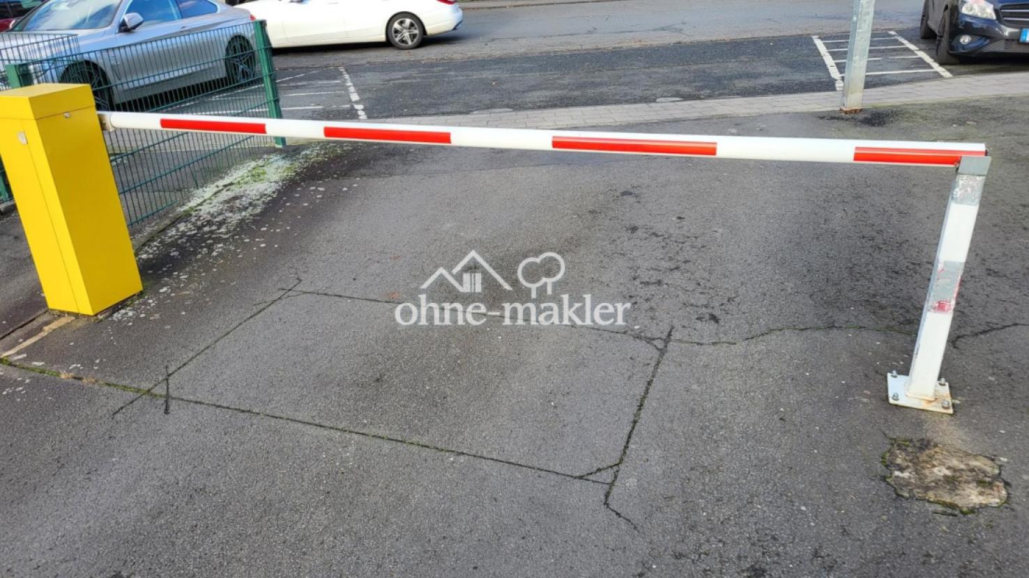 Zufahrtsschranke z. Garagenhof