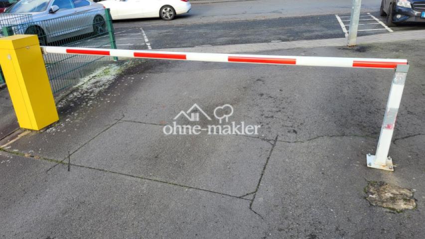 Zufahrtsschranke z. Garagenhof