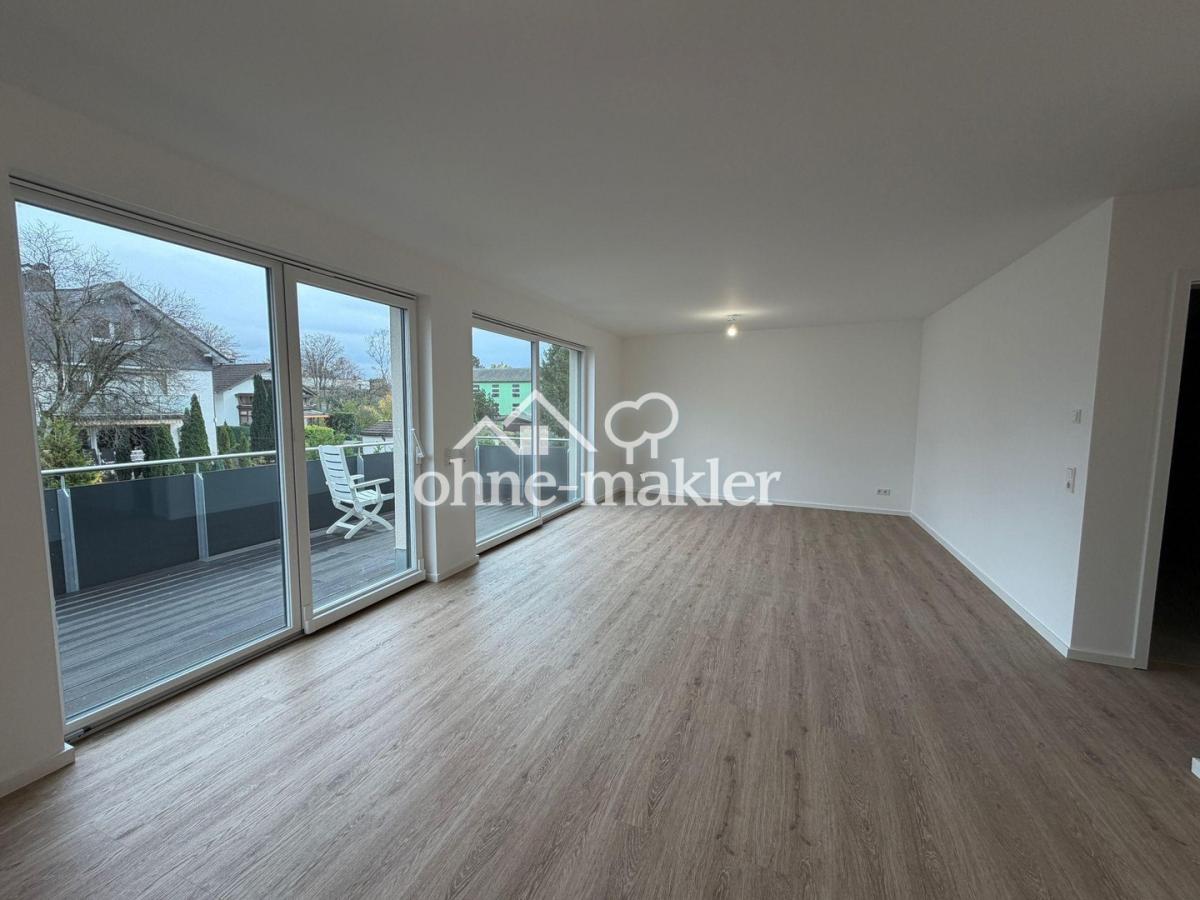 Großzügiges Wohn- und Esszimme