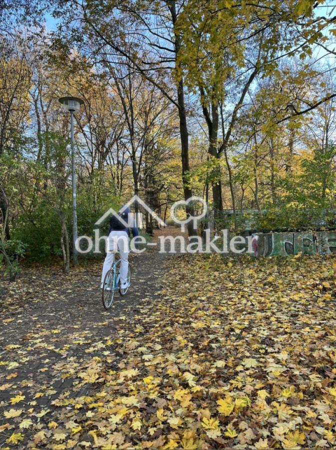 Eingang zum Schlosspark