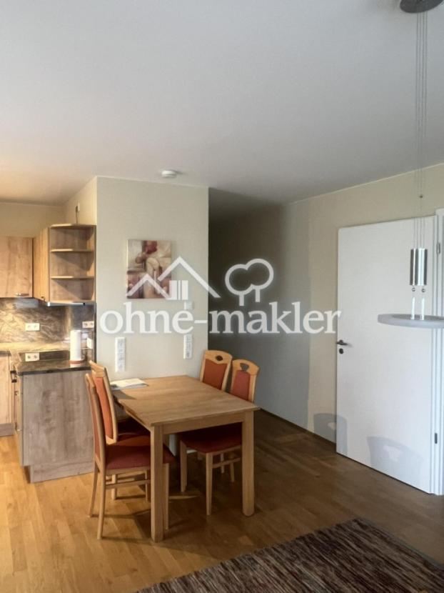 Wohnzimmer / Essbereich