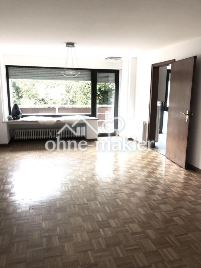 OG Zimmer mit Balkon