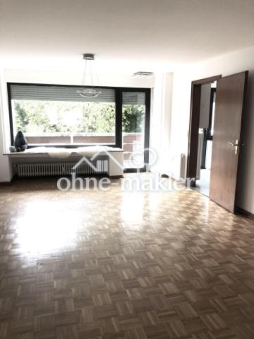 OG Zimmer mit Balkon