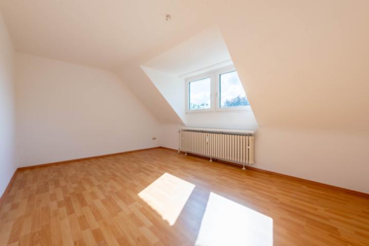 Schlafzimmer (unmöbliert)