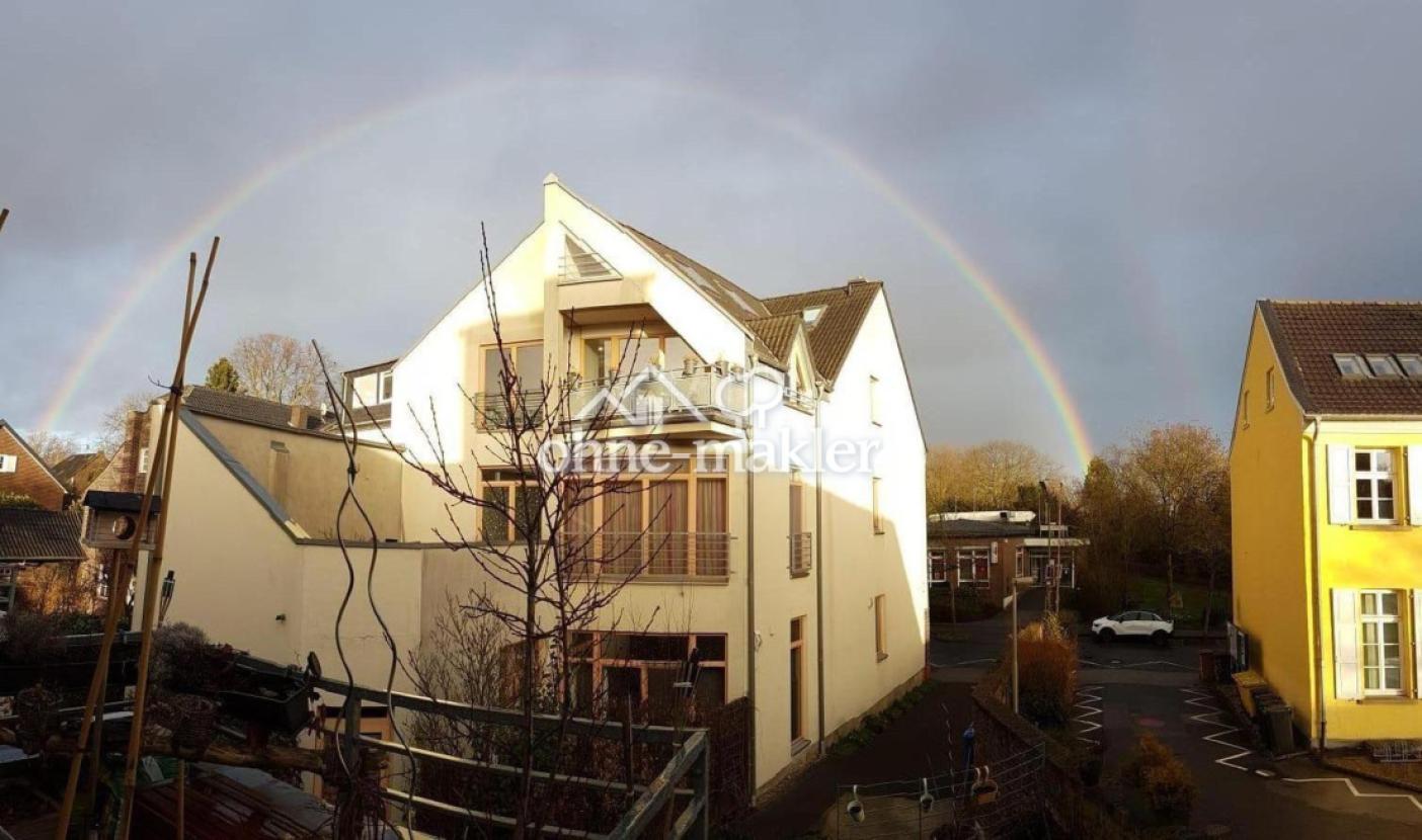 Rückfront mit neuem Anbau