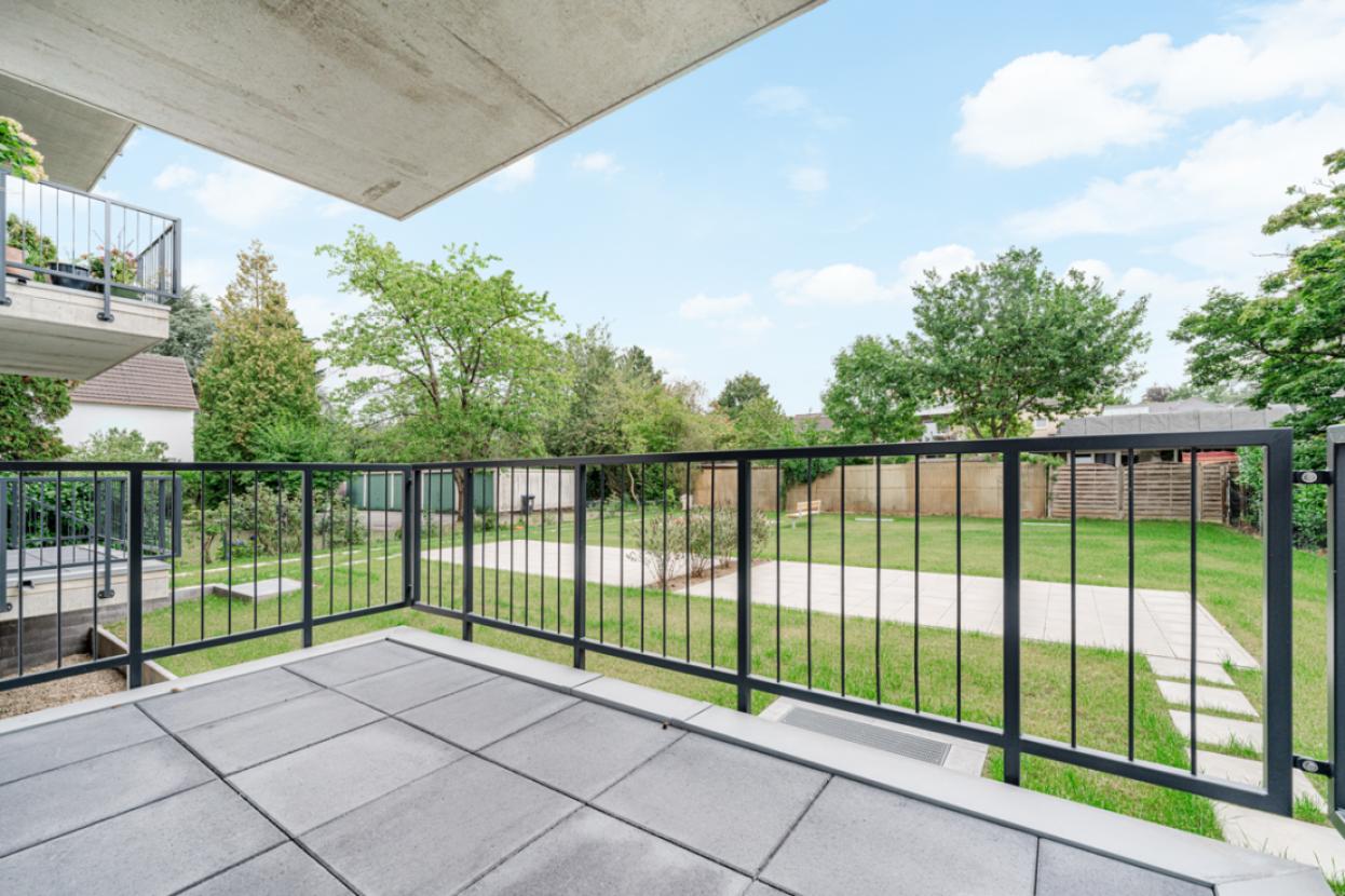 Weitere Ansicht Balkon Gartenseite