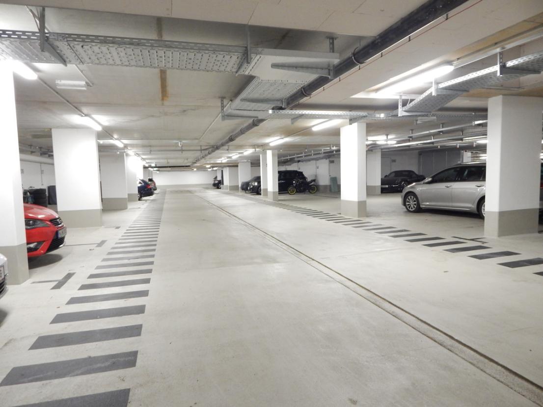 Tiefgaragenstellplatz