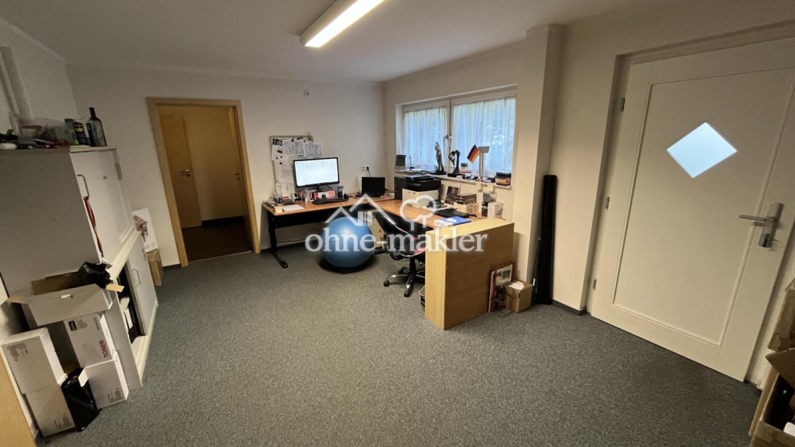 Büro links