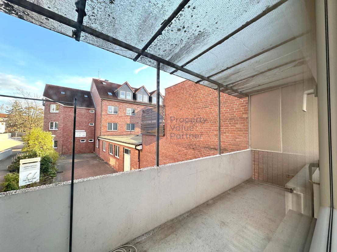 WE 06_Wohnzimmer Loggia (1)