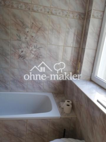 Bad mit Badewanne im  U.G.