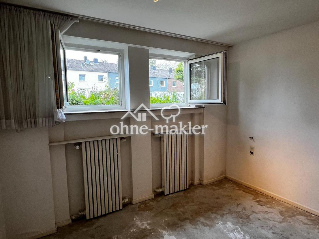 Zimmer Straßenseite