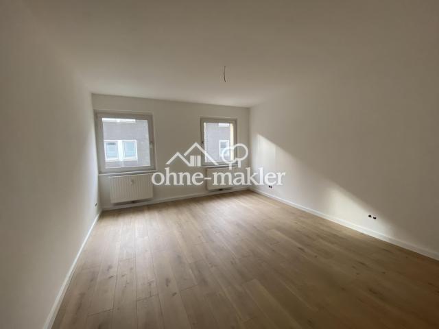 Schlaf-/Arbeitszimmer