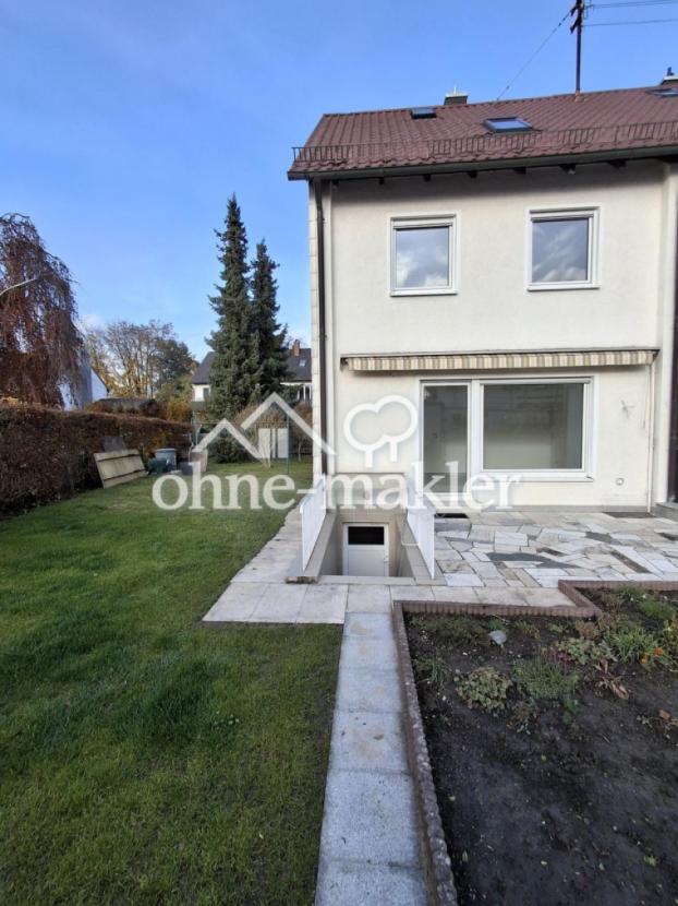 Rückseite mit Garten