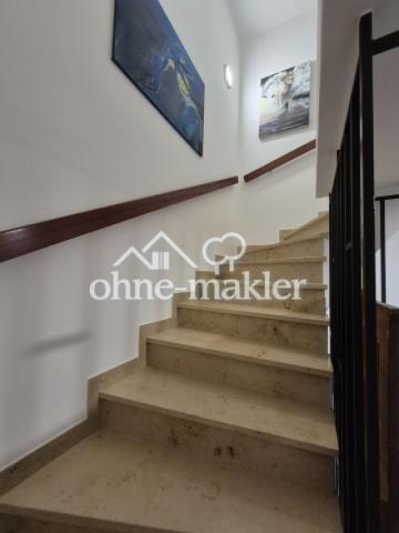 Treppe z. Obergeschoss