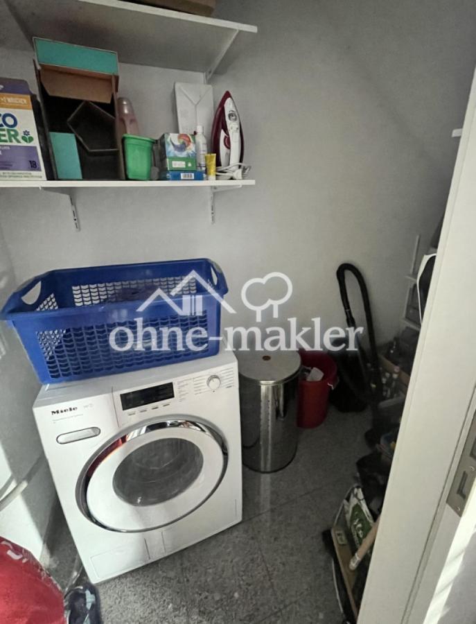 Abstellkammer neben der Küche