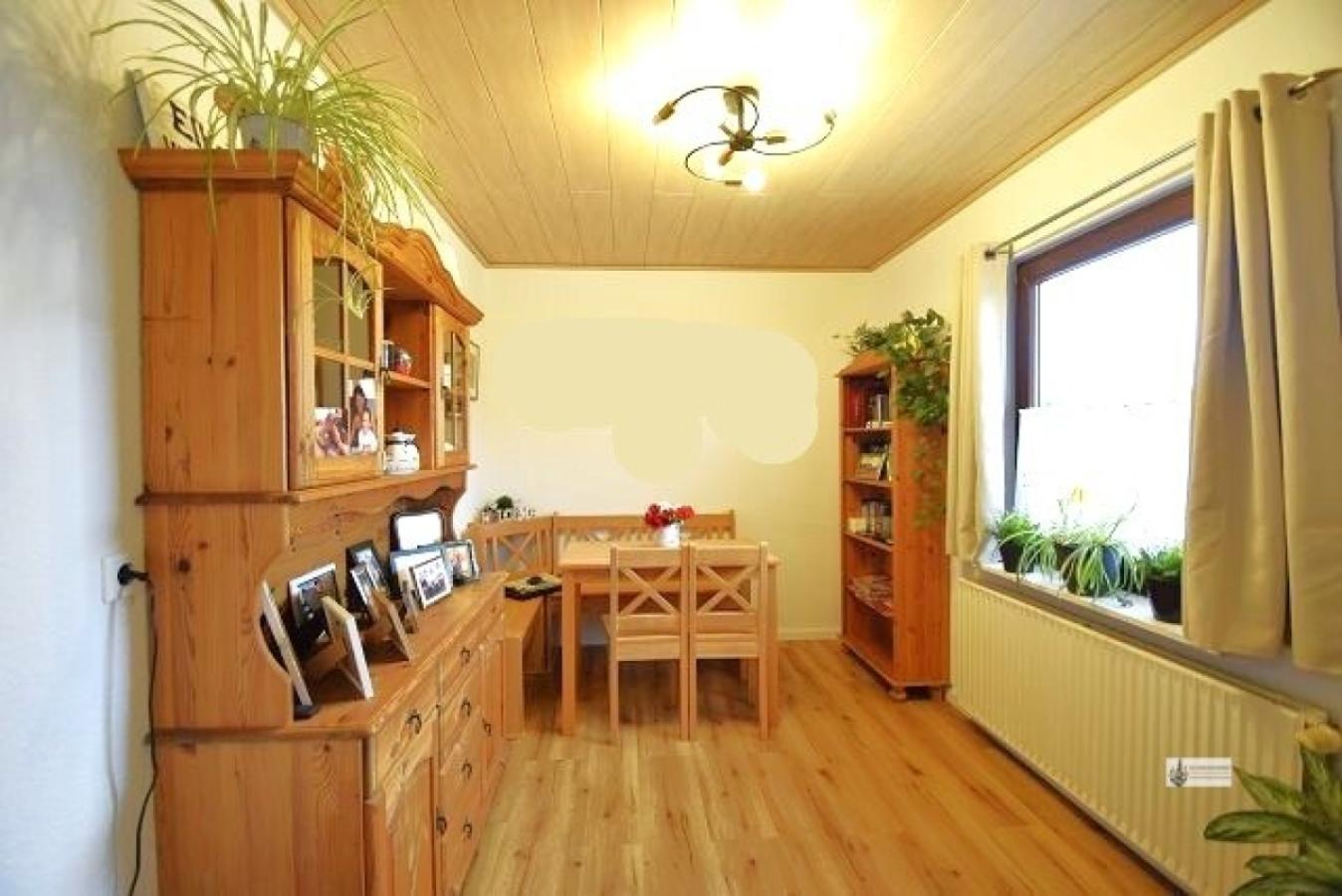 Esszimmer ggf. weiteres Kinderzimmer oder Büro