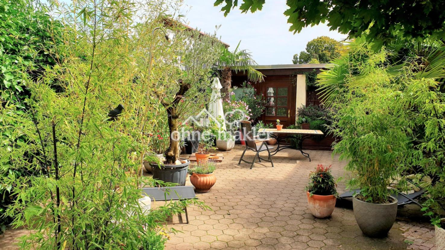 Mediterraner Innenhof 