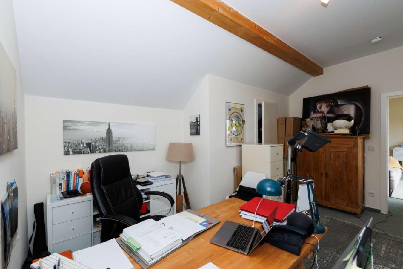 Arbeits oder Kinderzimmer auf der Galerieebene