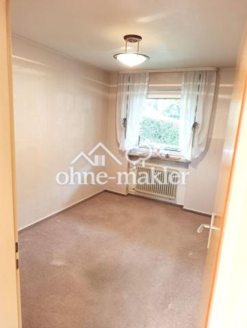 Kinderzimmer li. v Eingang