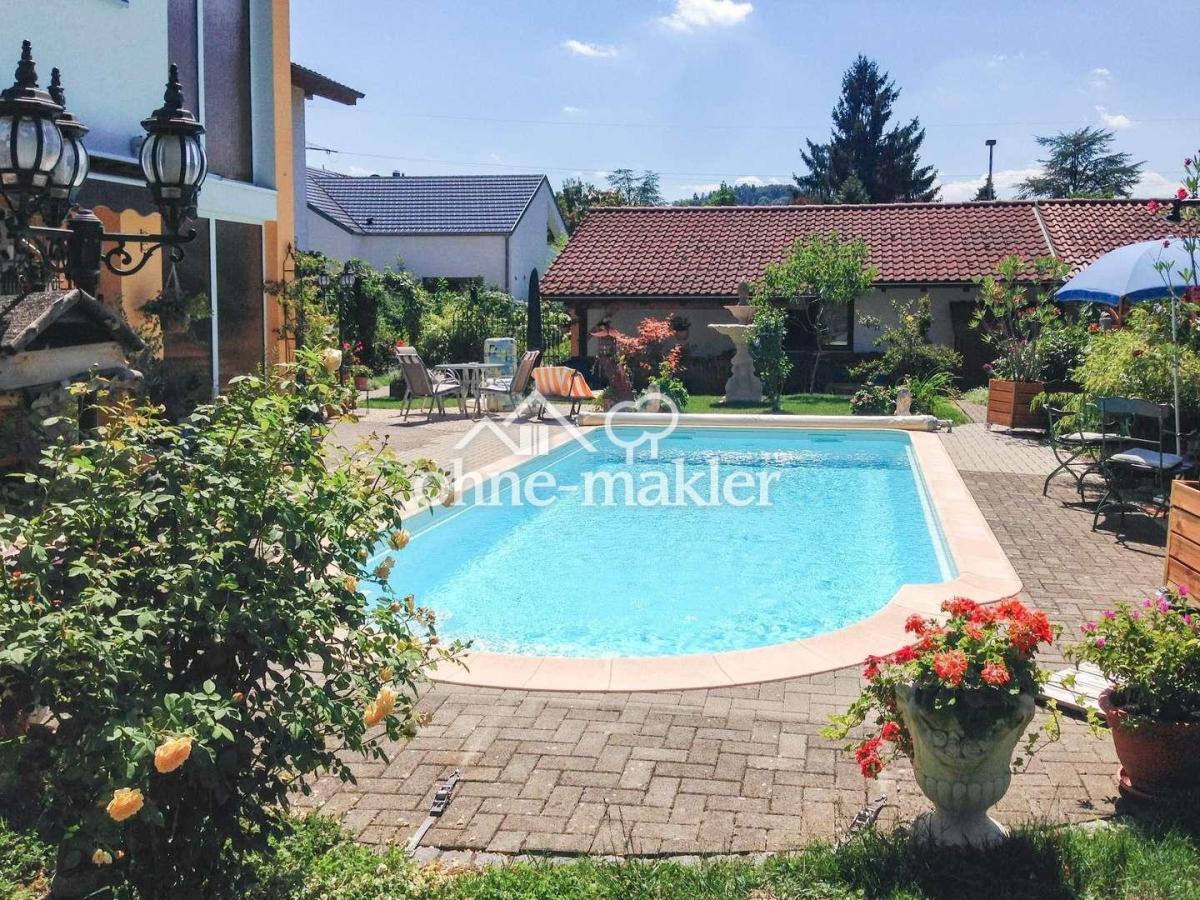 Aussenansicht Pool_2