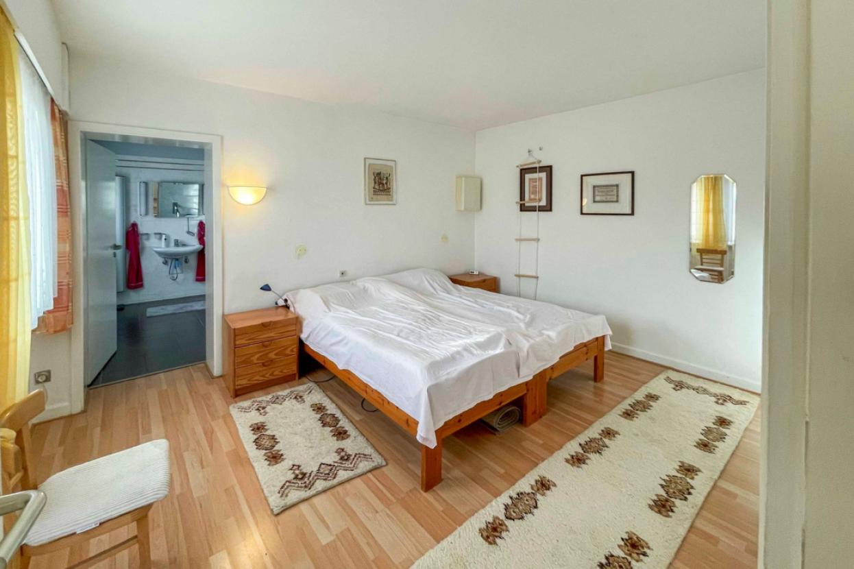 Schlafzimmer mit Ensuite Bad