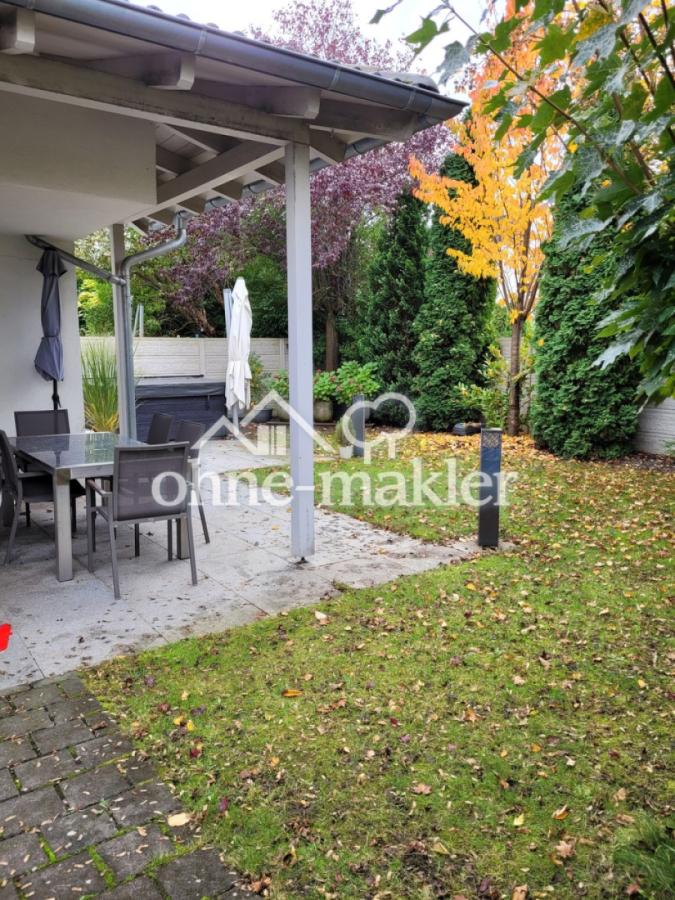 Garten mit Whirlpool